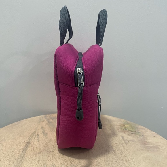 Pottery Barn Teen Lunch Box - Picture 3 of 4